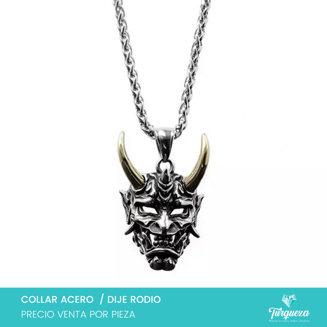 Collar Mascara Demonio Japones Cuernos dorados Acero Inoxidable