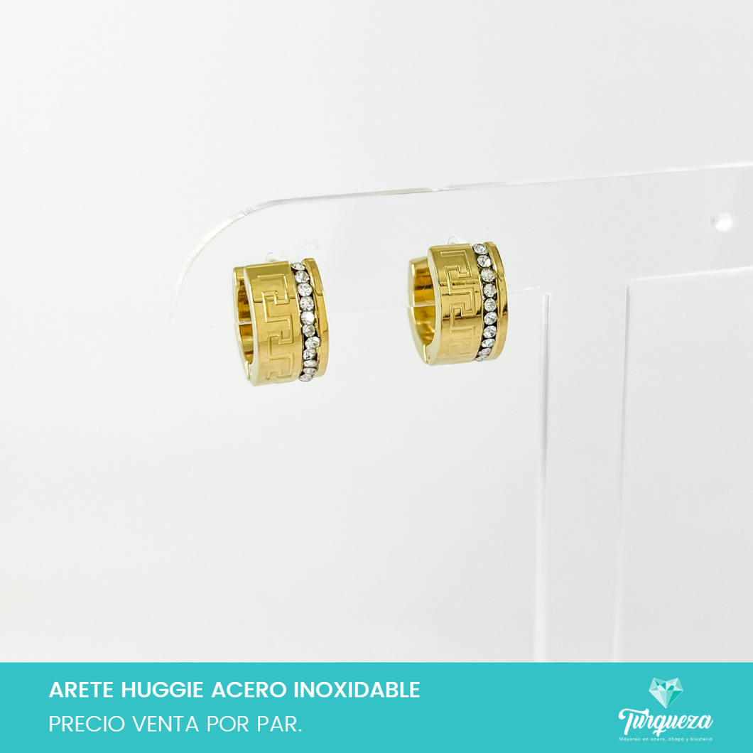 Arete Huggie Laberinto Con Zirconias Dorado Acero Inoxidable