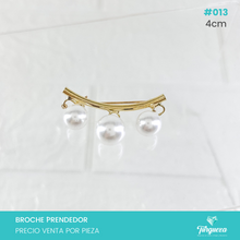 Cargar imagen en el visor de la galería, Broche Prendedor Dorado con Perlas colgante (4cm) #013
