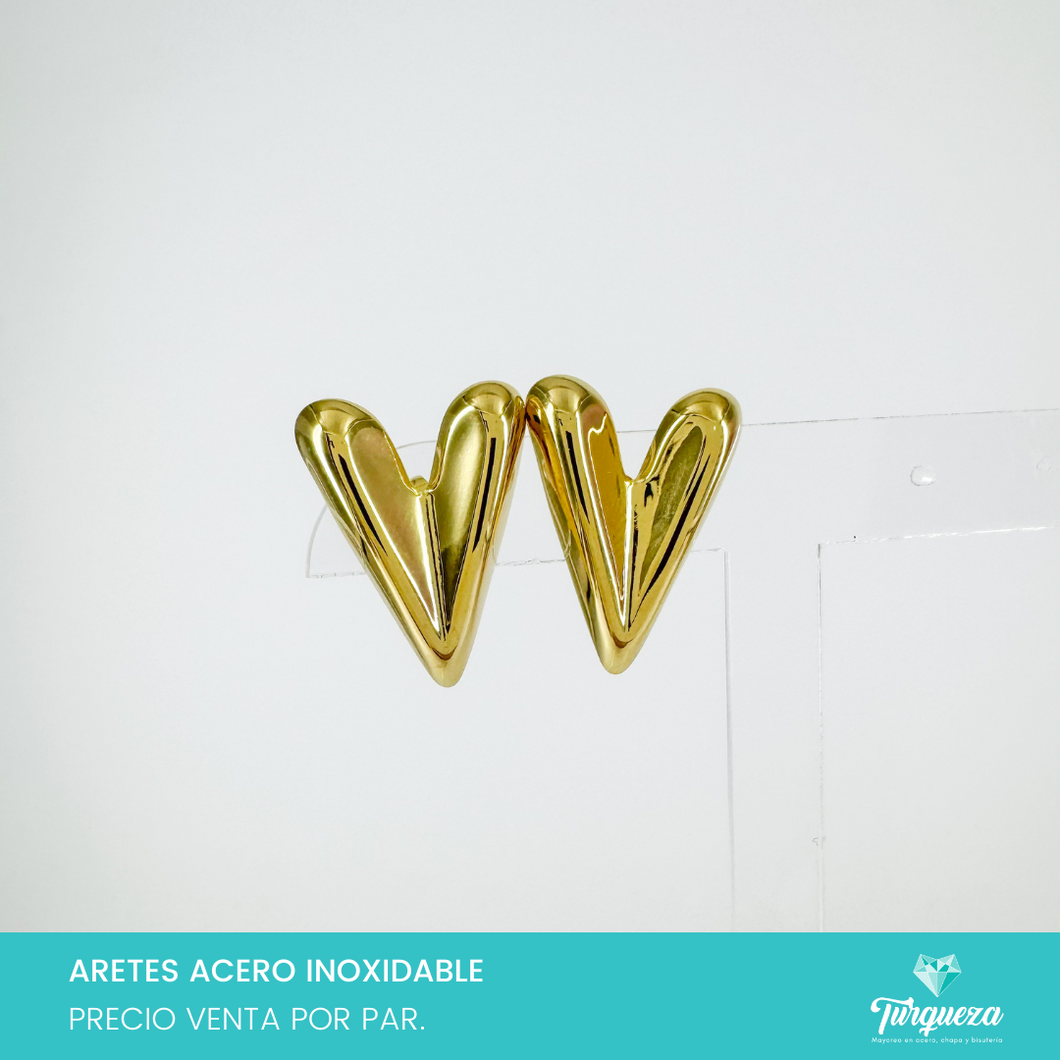 Arete Corazon Alargado Dorado 2.5cm Acero Inoxidable