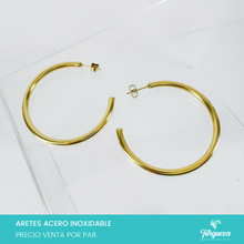 Cargar imagen en el visor de la galería, Arete Arracada Lisa Gde Dorado (4.5cm) Acero Inoxidable
