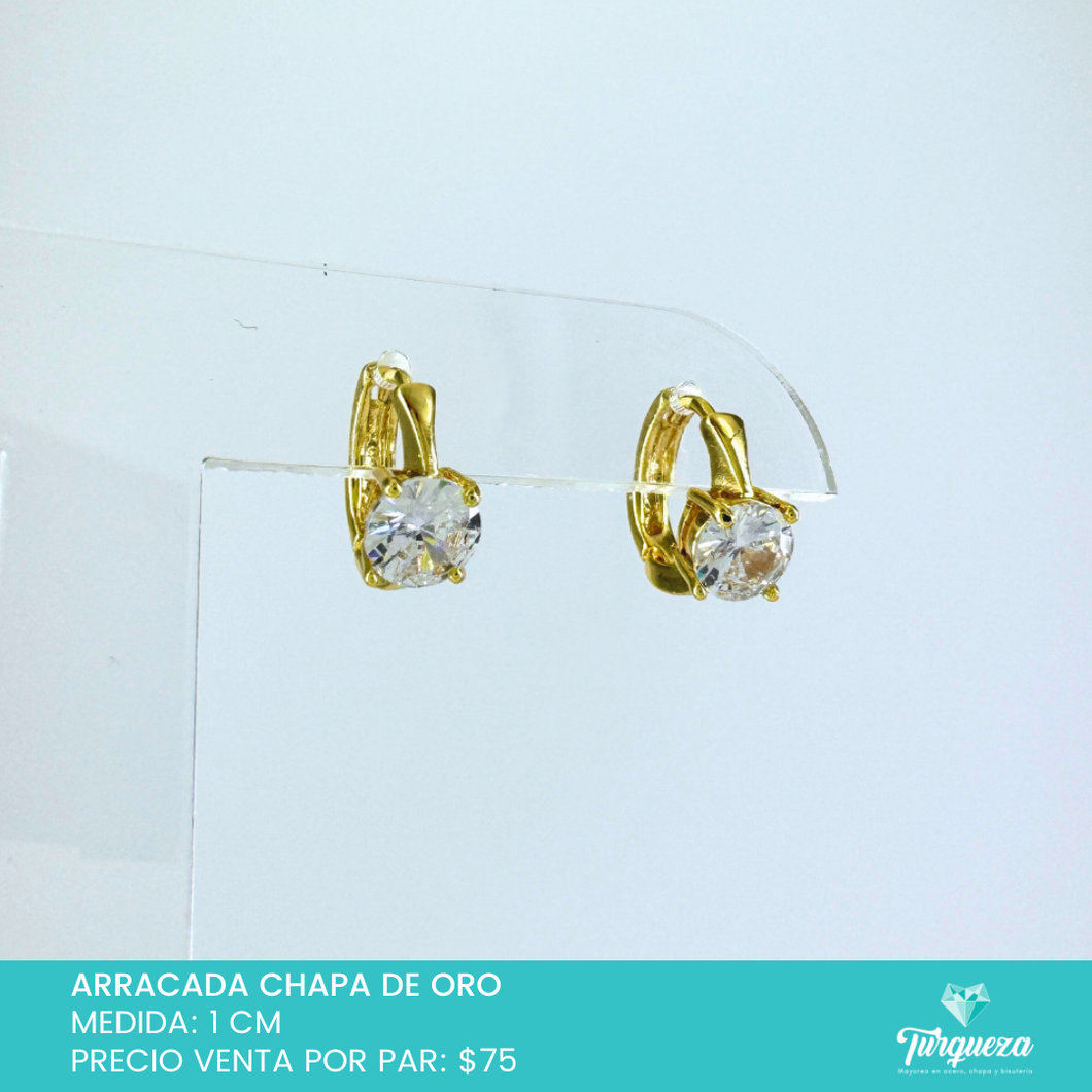 Arracadaita con Zirconia Mediana Chapa de Oro