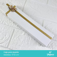 Cargar imagen en el visor de la galería, Caja de Joyería Blanca con Moño Dorado (5*20.5cm)
