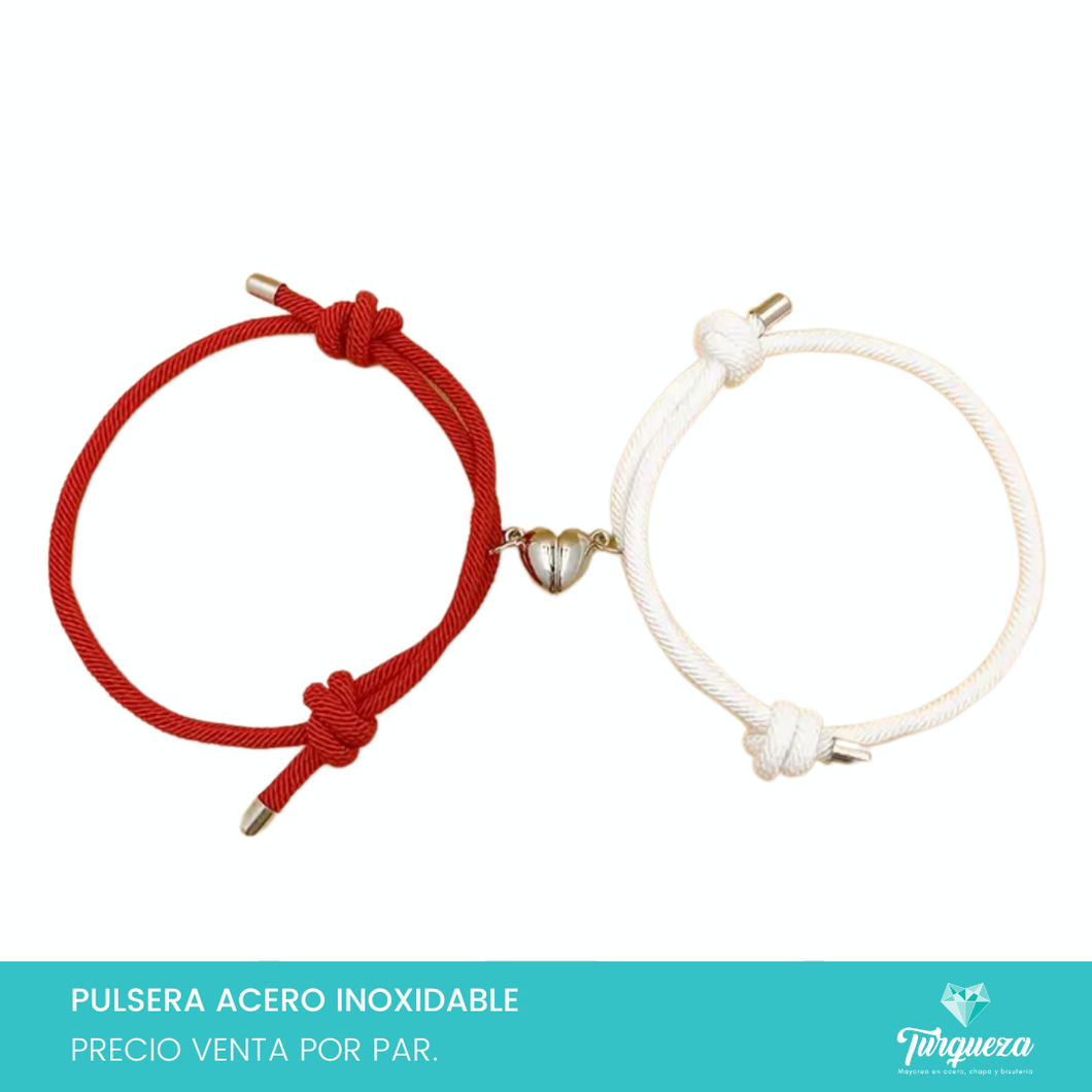 Copia de Pulseras de Amor / Amistad Cordon Rojo y Blanco con Dije de Corazón Imán Acero Ajustables (2 pzas)