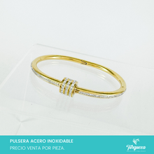 Load image into Gallery viewer, Brazalete Rueda Zirconias Dorado Acero Inoxidable
