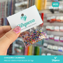 Cargar imagen en el visor de la galería, Chaquira Calibrada Bolsa 5gr. Variedad de Colores
