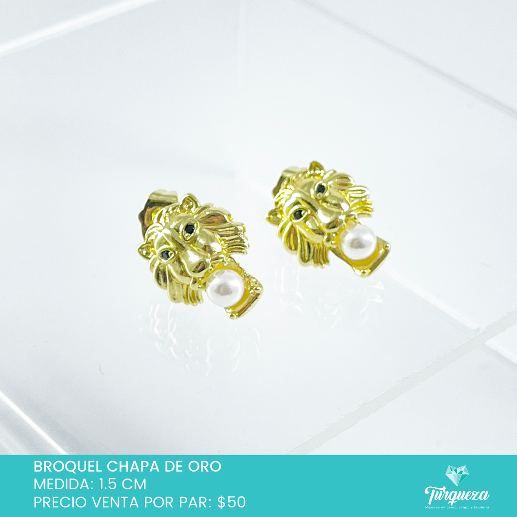 Broquel Leon con Perla Chapa de Oro