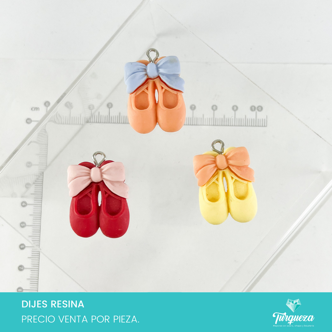 Dije Zapatillas de Ballet Colores (3.1x2cm) Resina