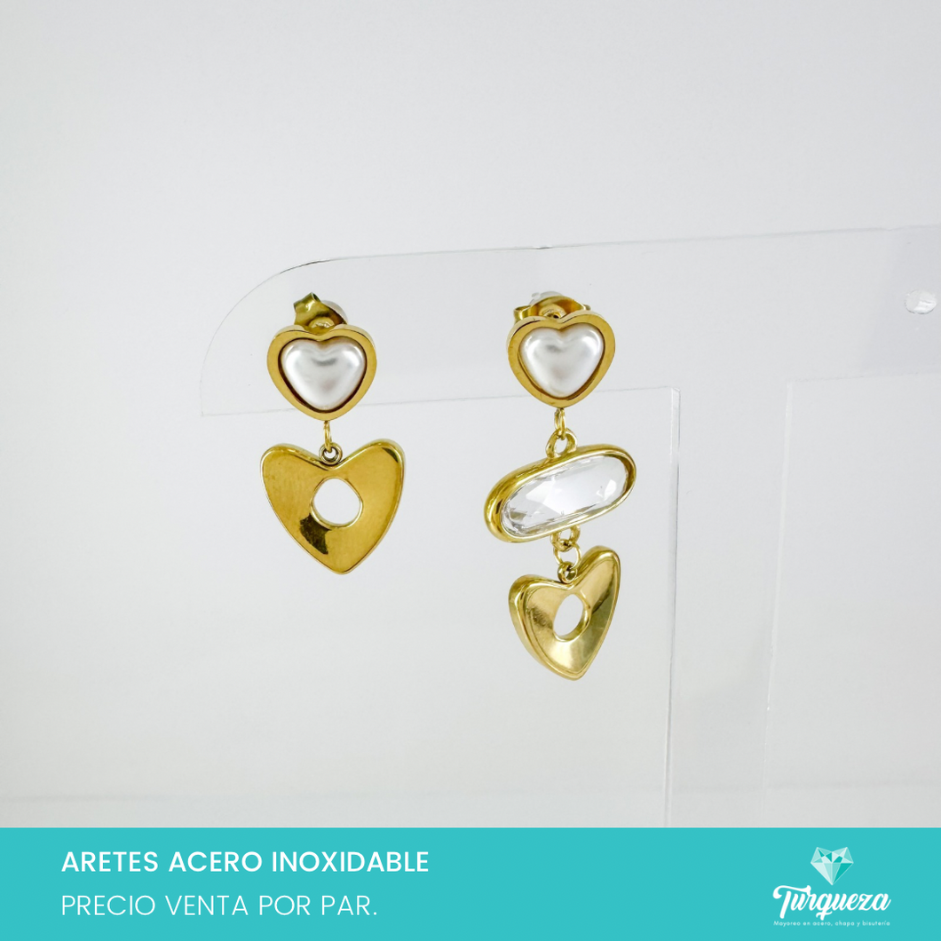 Arete Triple Corazon Dorado 3cm Acero Inoxidable