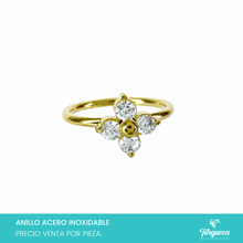 Cargar imagen en el visor de la galería, Anillo Zirconias Flor Dorado Acero Inoxidable

