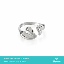 Cargar imagen en el visor de la galería, Anillo Corazones Plateado Acero Inoxidable
