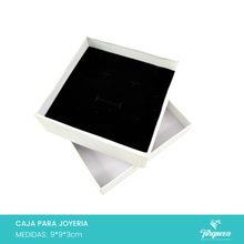 Cargar imagen en el visor de la galería, Caja de Joyería Blanca (9x9x3cm)
