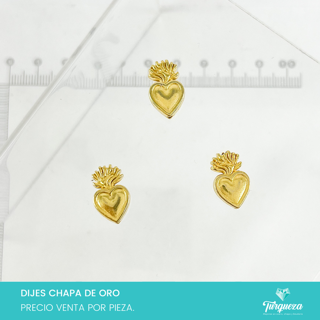 Dije Trasversal Corazon Sagrado Chapa de oro