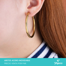 Cargar imagen en el visor de la galería, Arete Arracada Lisa Gde Dorado 5cm Acero Inoxidable
