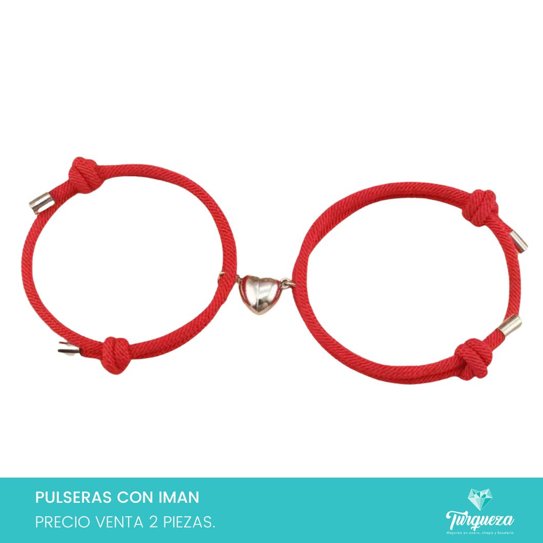 Pulseras de Amor / Amistad Cordon Rojo con Dije de Corazón Imán Acero Ajustables (2 pzas)