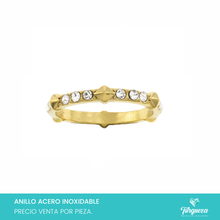 Cargar imagen en el visor de la galería, Anillo Zirconias Spikes Dorado Acero Inoxidable
