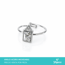 Cargar imagen en el visor de la galería, Anillo con Zirconia Rectangular Plateado Acero Inoxidable
