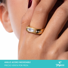 Cargar imagen en el visor de la galería, Anillo Chunky con Zirconia Oval Dorado Acero Inoxidable
