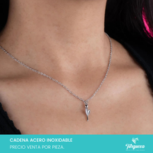 Cargar imagen en el visor de la galería, Collar Flor Plateado Acero Inoxidable
