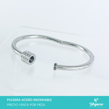 Load image into Gallery viewer, Brazalete Rueda Zirconias Plateado Acero Inoxidable
