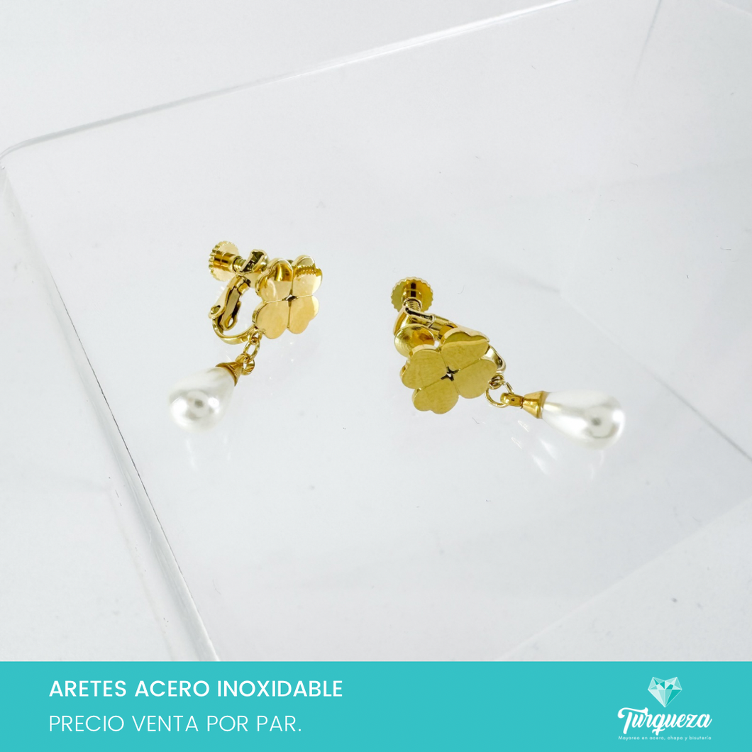 Arete Trebol Perla de Clip Dorado (2.5cm) Acero Inoxidable