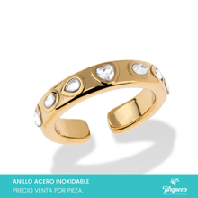 Cargar imagen en el visor de la galería, Anillo con Corazon y zirconias Dorado Acero Inoxidable
