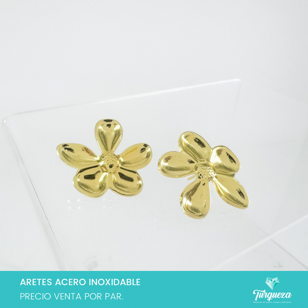 Arete Flor Dorado 2cm Acero Inoxidable
