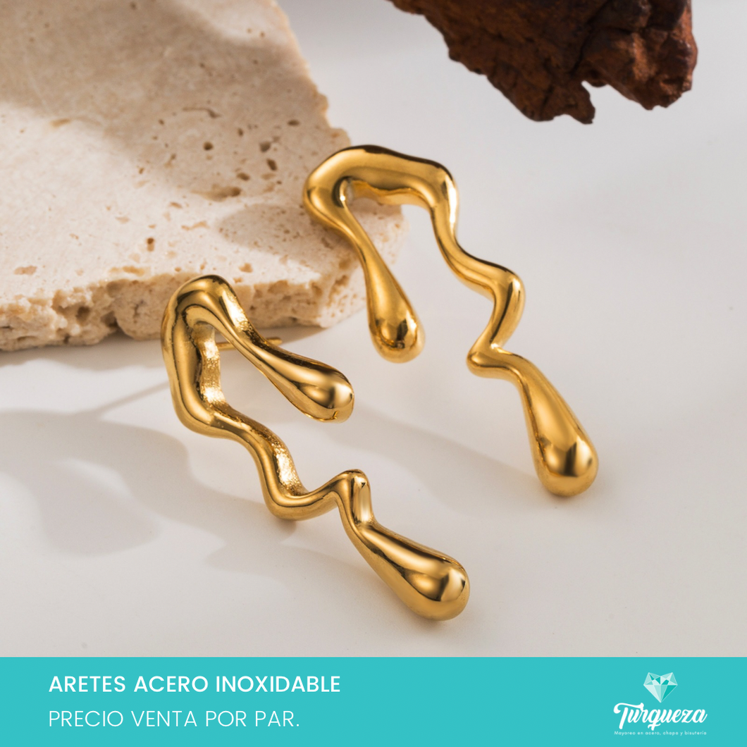 Arete Goteo Dorado 4cm Acero Inoxidable