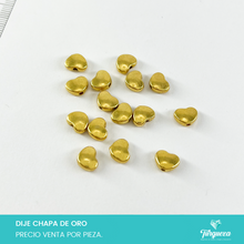 Load image into Gallery viewer, Dije Trasversal Corazon 8x6mm Chapa de oro
