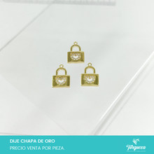 Load image into Gallery viewer, Dije Zirconia Candado Centro de Corazon Chapa de oro
